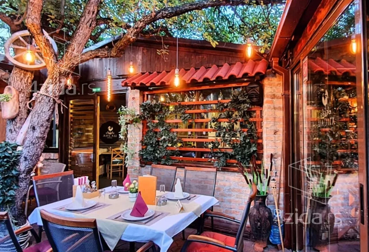 Ugostiteljski objekat | 4zida