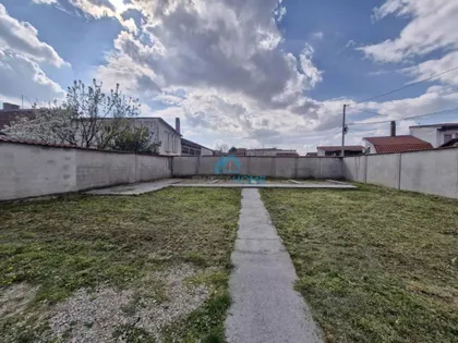 Tipografska | 4zida.rs