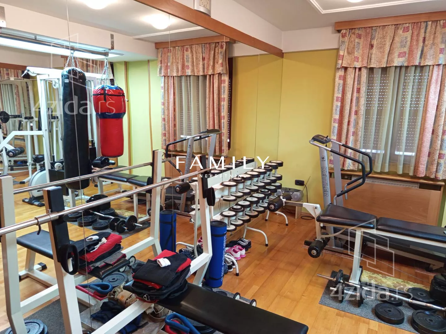 Petosoban stan | 4zida