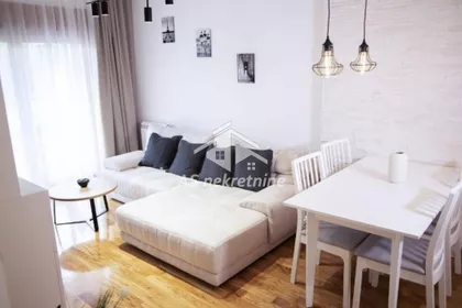 Južni Bulevar | 4zida.rs