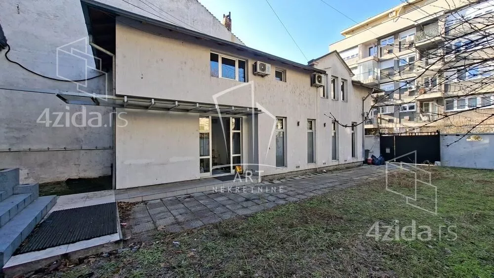 3-etažna kuća | 4zida