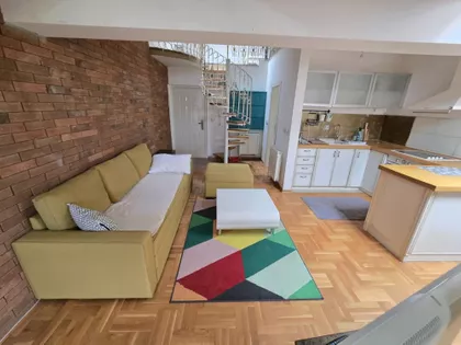 Petra Škundrića | 4zida.rs