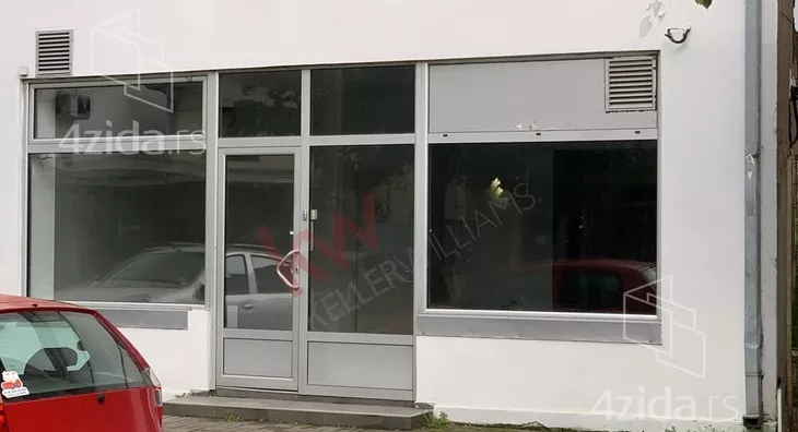 Poslovni prostor | 4zida