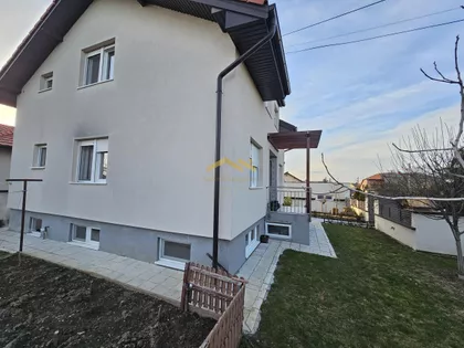 Petrovaradin | 4zida.rs