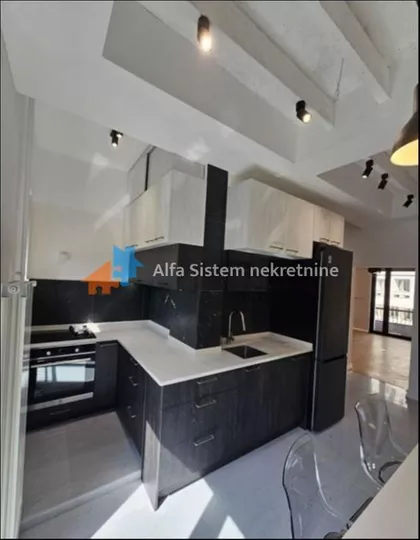 Savski Trg | 4zida.rs