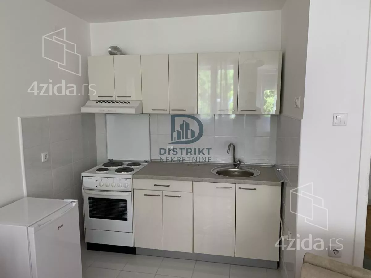 Garsonjera | 4zida