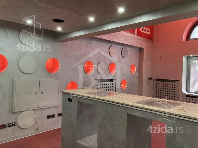 Poslovni prostor | 4zida