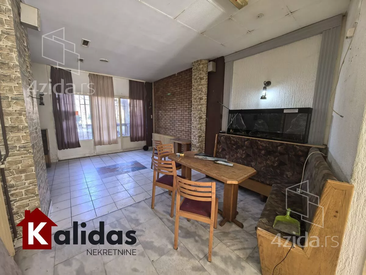 Poslovni prostor | 4zida