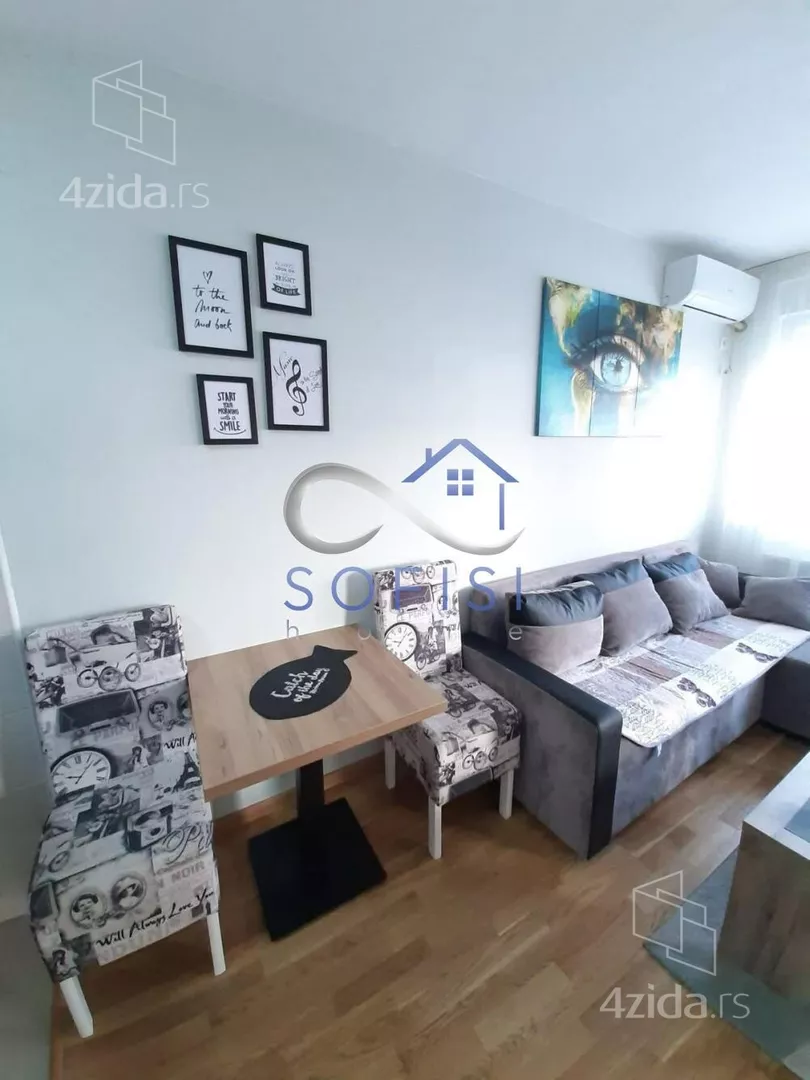 Jednoiposoban stan | 4zida