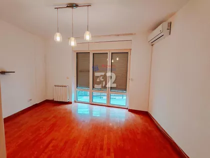 Patrijarha Varnave | 4zida.rs