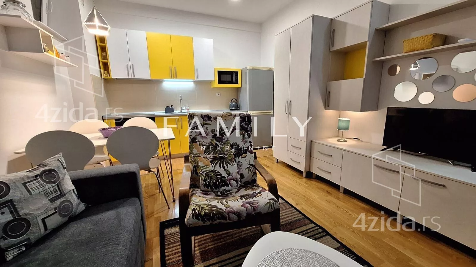 Jednoiposoban stan | 4zida