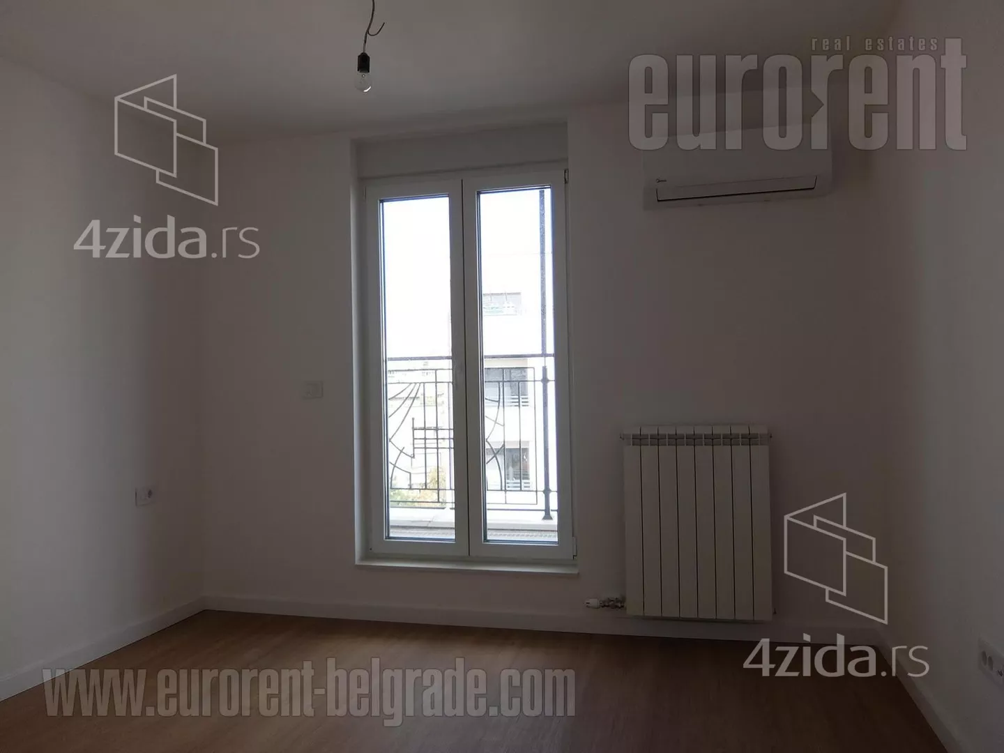 Četvoroiposoban stan | 4zida