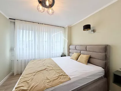 Ustanička | 4zida.rs