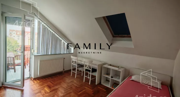 Petosoban stan | 4zida