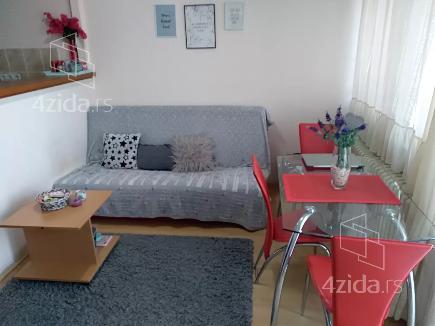 Jednoiposoban stan | 4zida