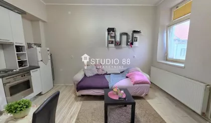 Mala Amerika | 4zida.rs