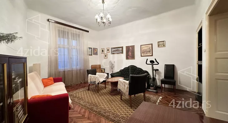 Petosoban stan | 4zida