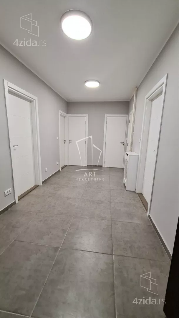 Kancelarija | 4zida