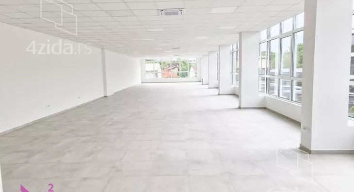 Poslovni prostor | 4zida