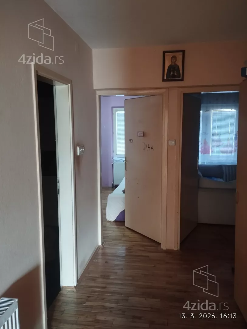 5-etažna kuća | 4zida