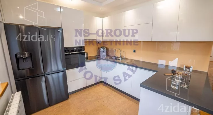 4-etažna kuća | 4zida