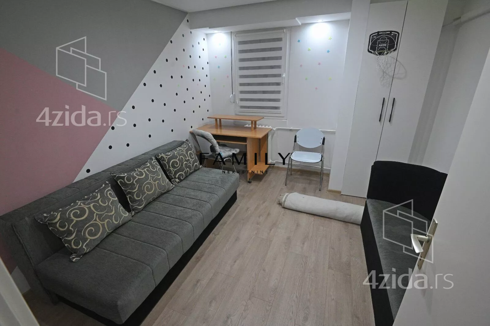 Četvorosoban stan | 4zida