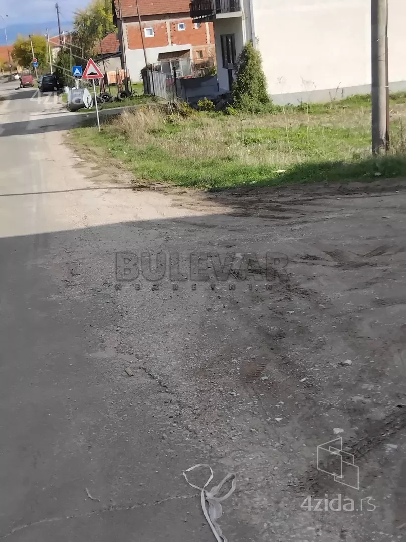 Građevinsko zemljište | 4zida