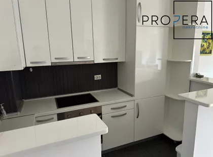 Prvomajska | 4zida.rs