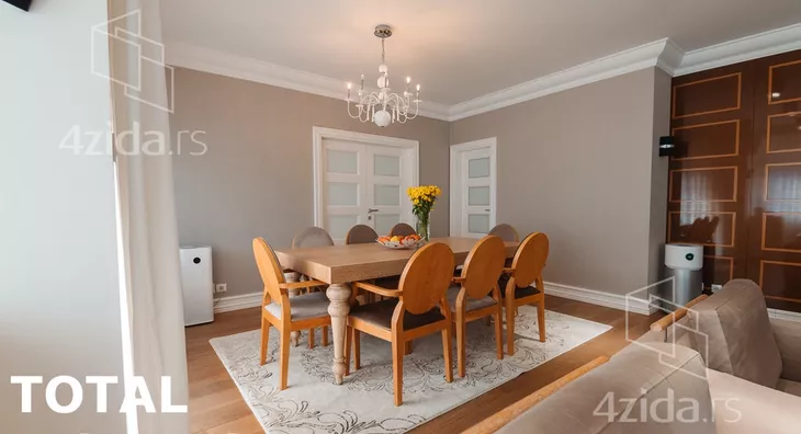 Šestosoban stan | 4zida