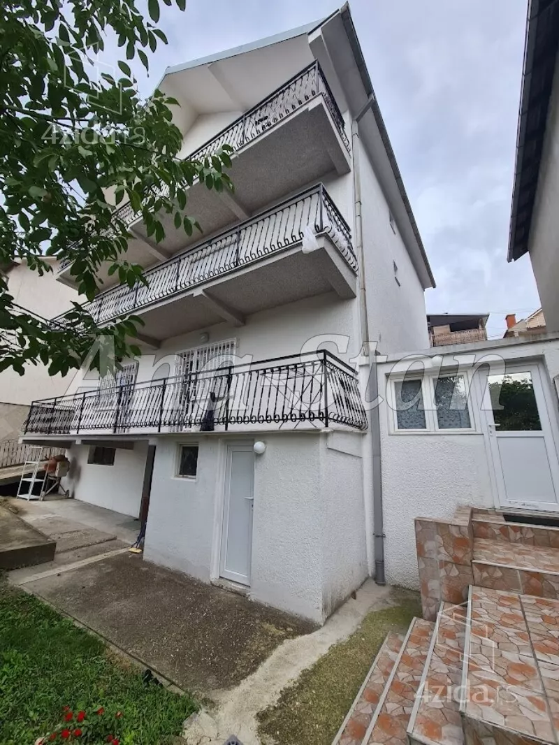 3-etažna kuća | 4zida