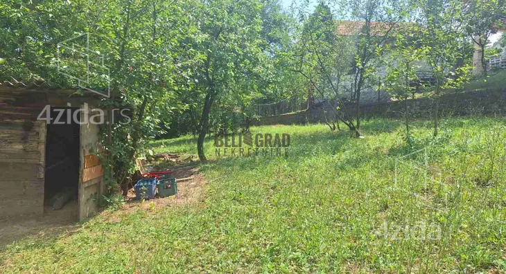 Plac | 4zida