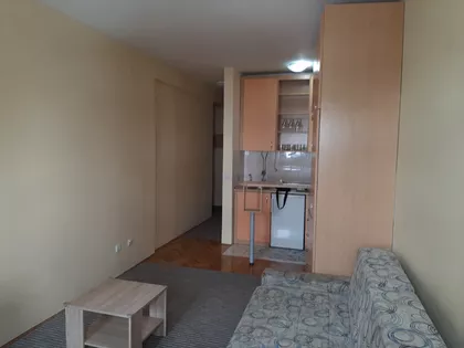 Ćirpanova 1/A | 4zida.rs