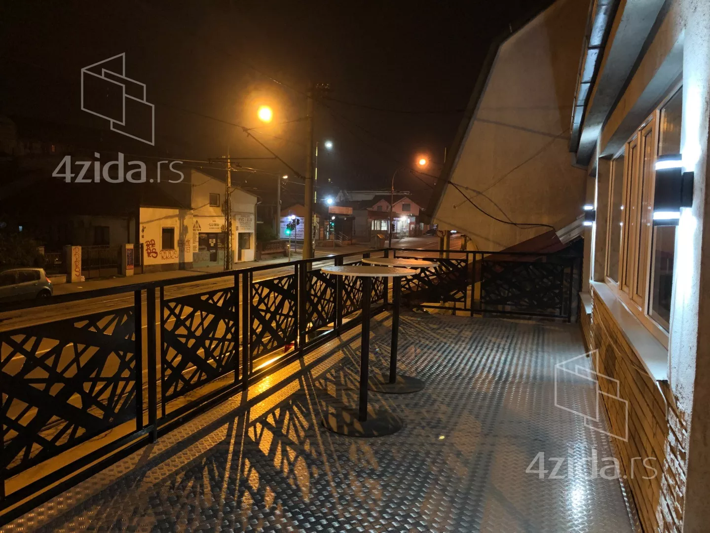 Lokal | 4zida