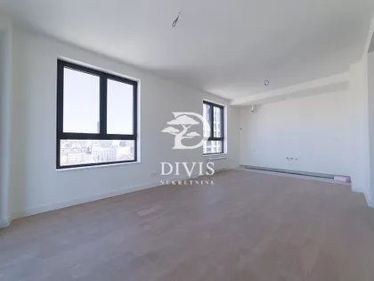 Kraljice Drage Obrenović bb | 4zida.rs