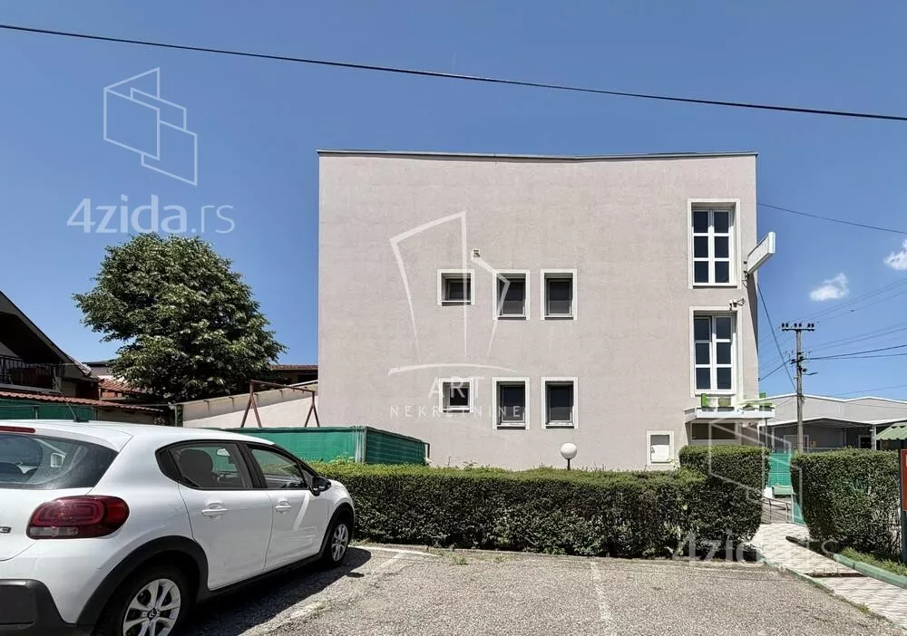 3-etažna kuća | 4zida