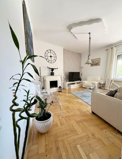 Krušedolska bb | 4zida.rs
