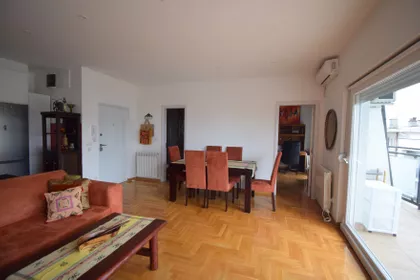 Crveni Krst Vračar | 4zida.rs