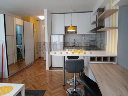 Maksima Gorkog | 4zida.rs