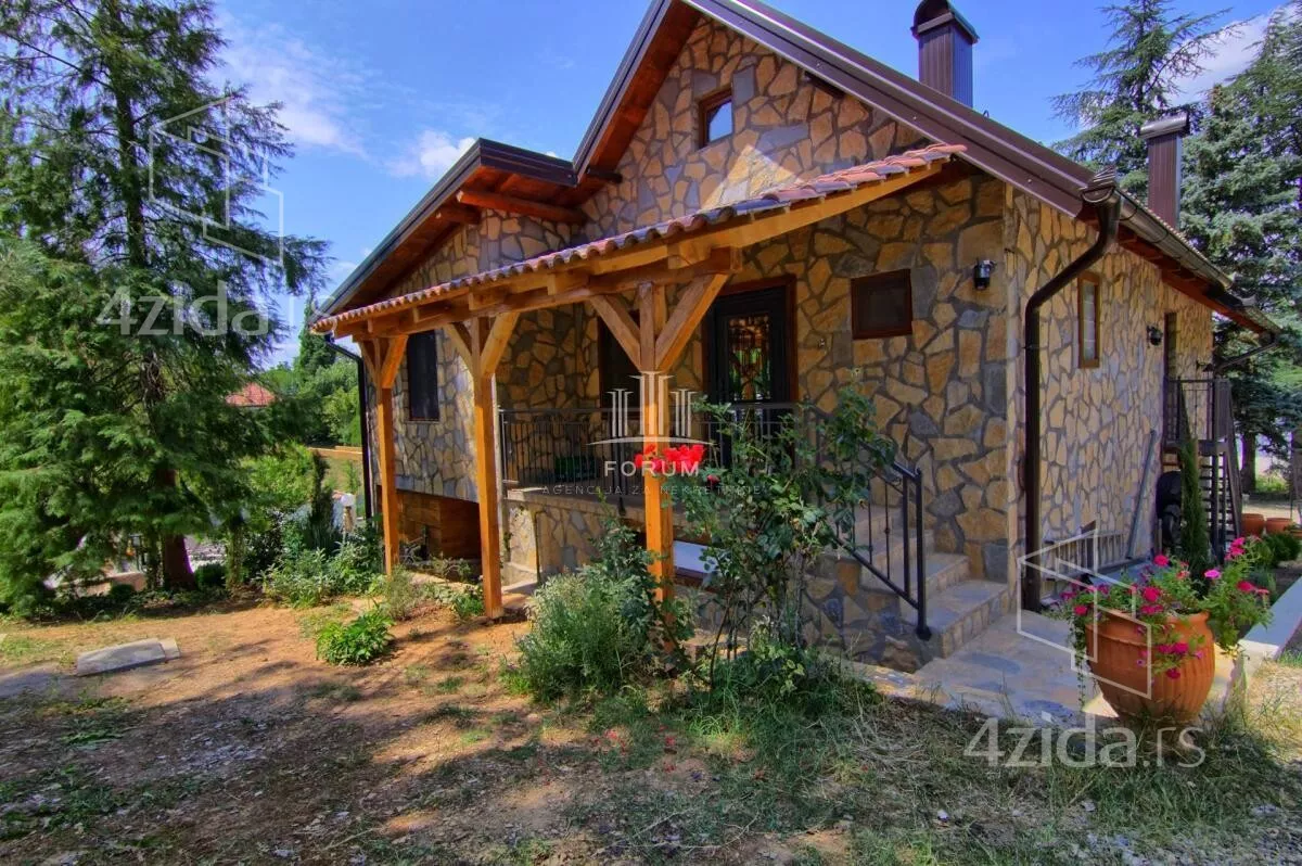 Kuća | 4zida