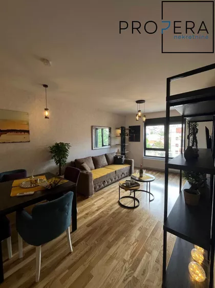 Prvomajska | 4zida.rs