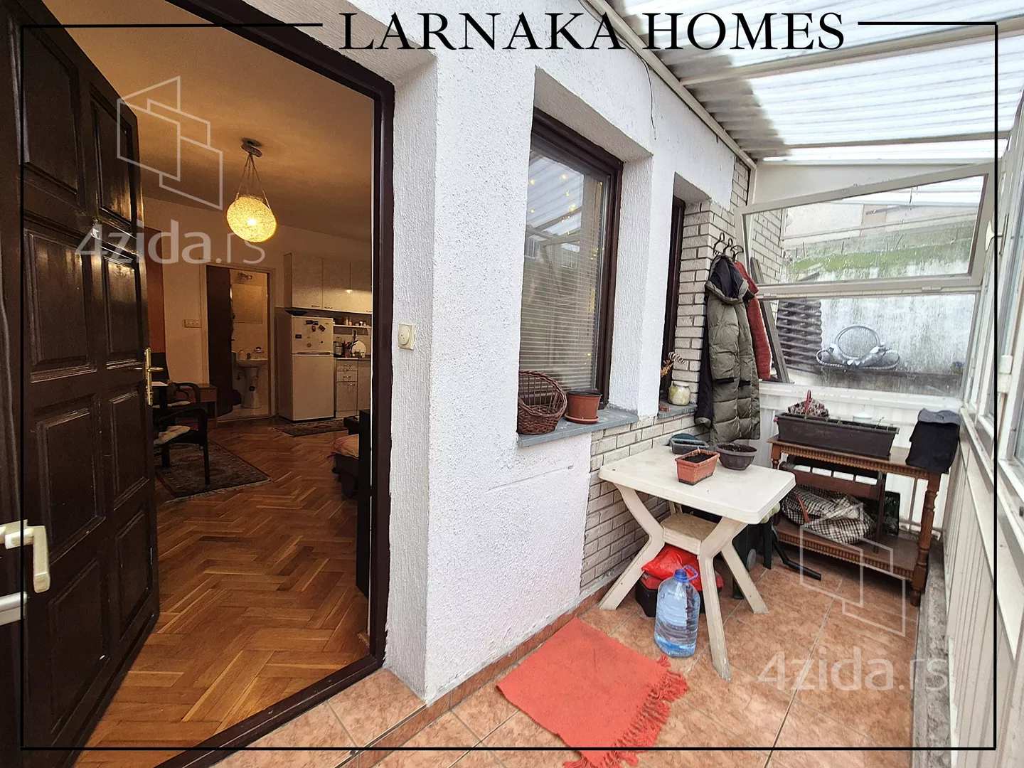 Jednoiposoban stan | 4zida