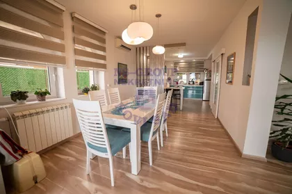 Tunislava Paunovića | 4zida.rs