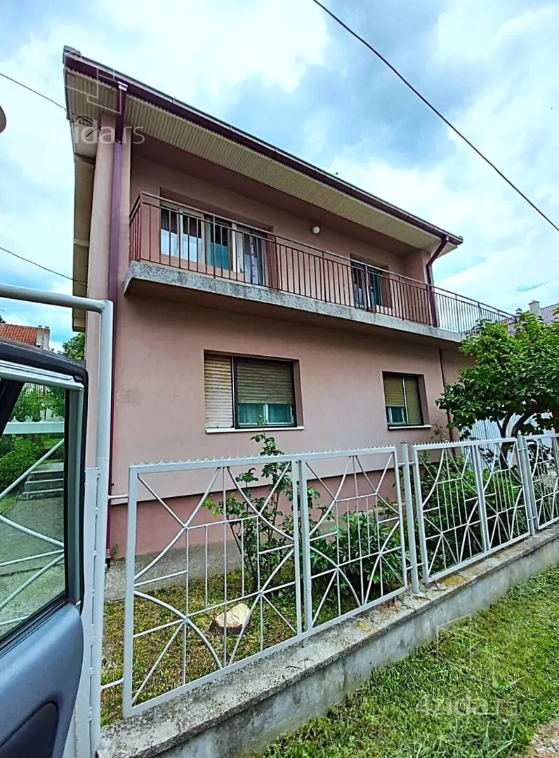 2-etažna kuća | 4zida