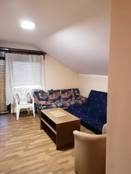 Braće Ignjatović 29 | 4zida.rs