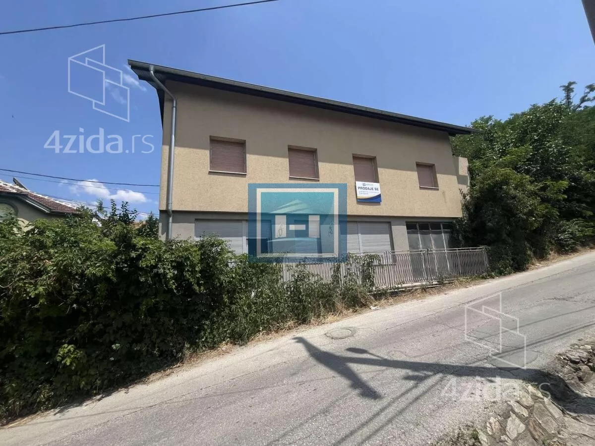 Kuća | 4zida