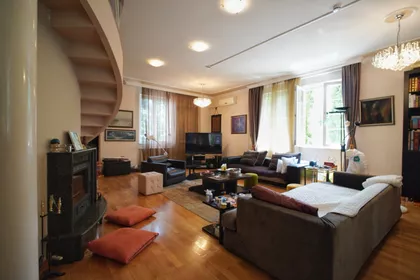 LJUTICE BOGDANA | 4zida.rs