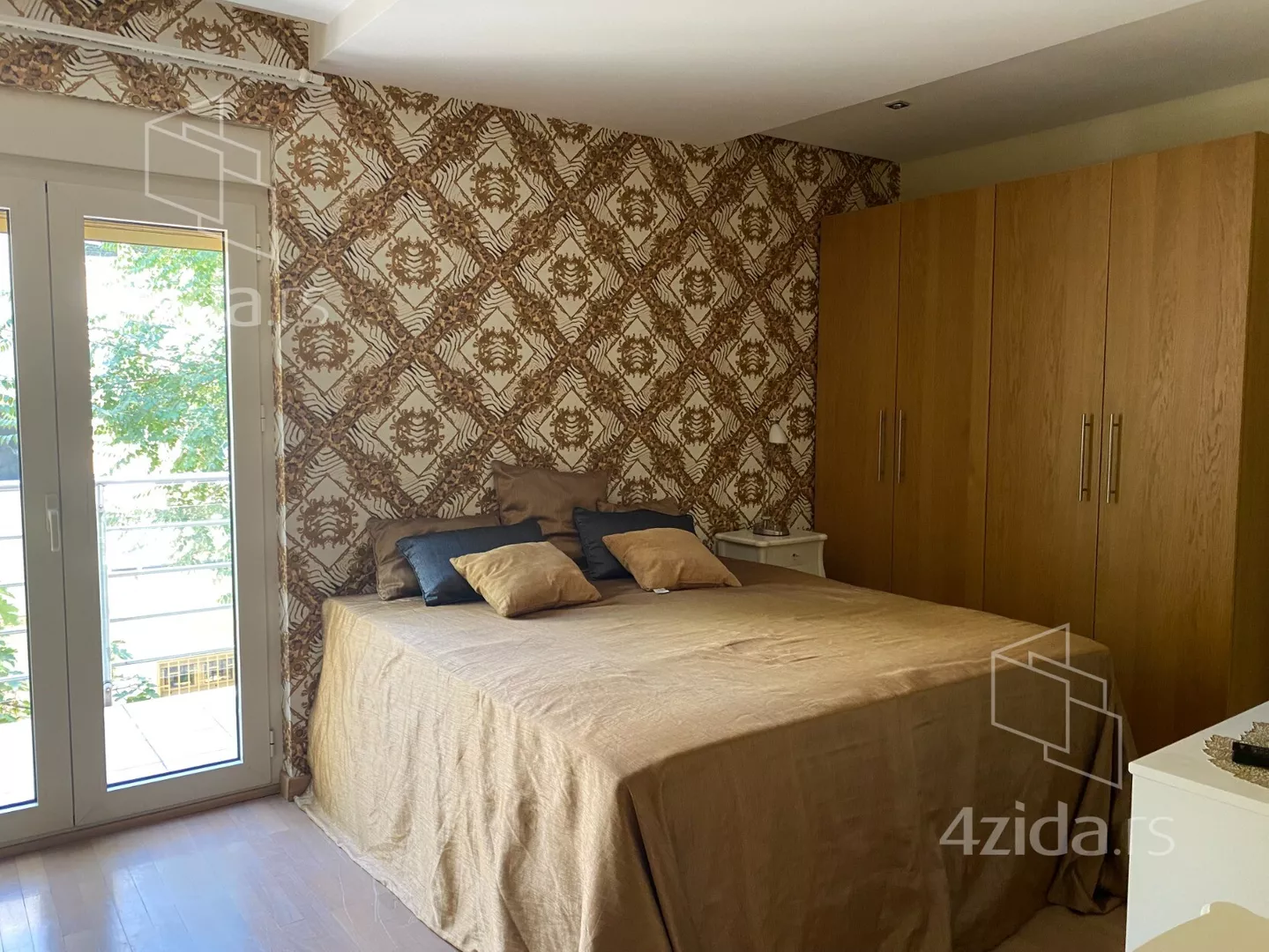 4-etažna kuća | 4zida