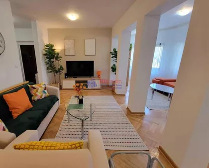 Andre Nikolića | 4zida.rs