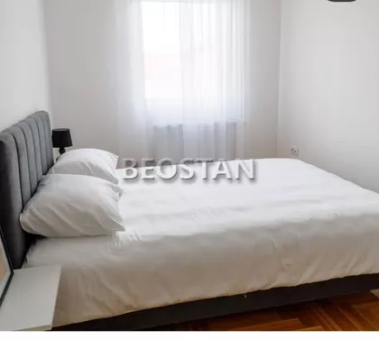 Inđijska | 4zida.rs