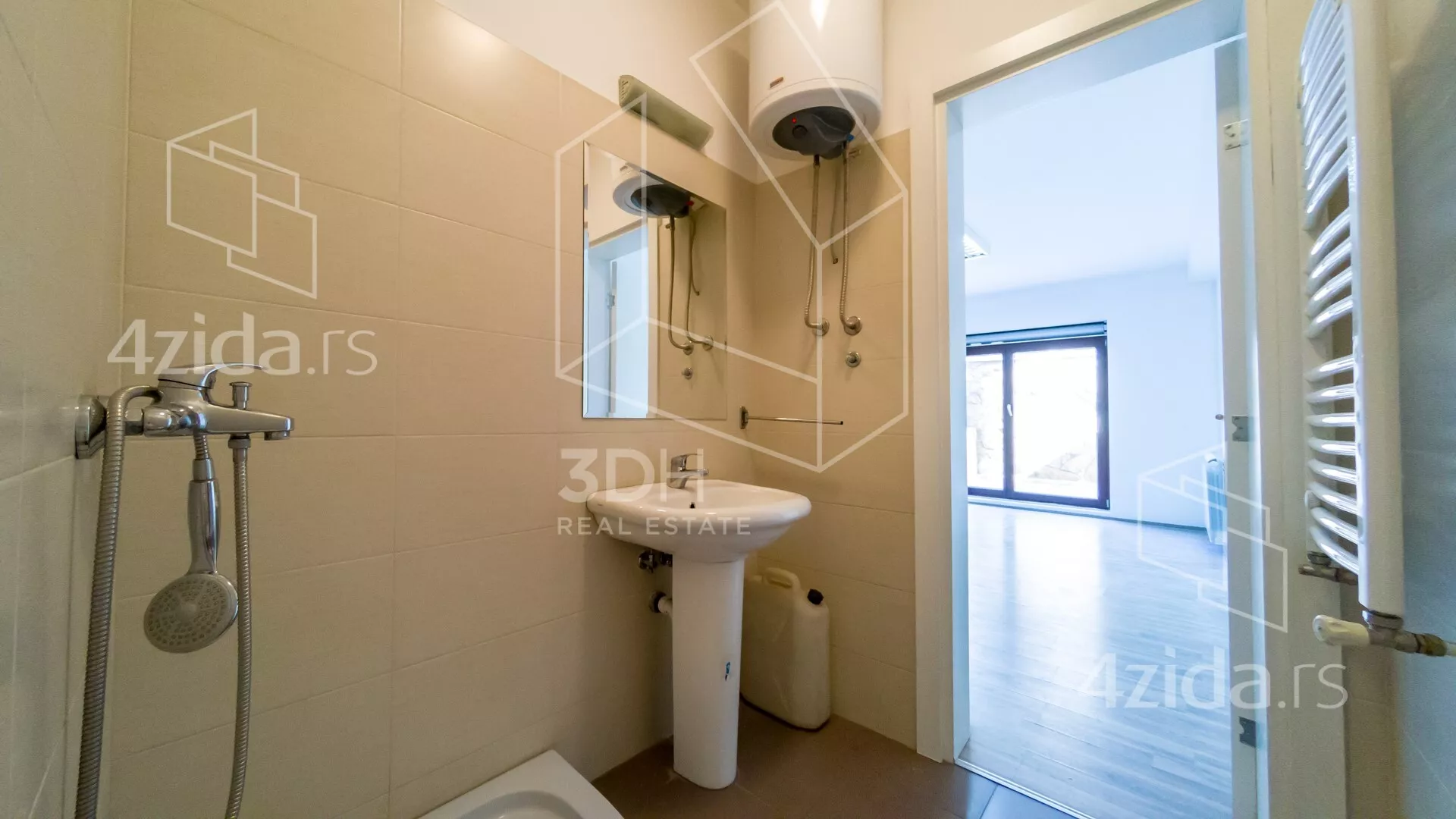 Poslovni prostor | 4zida